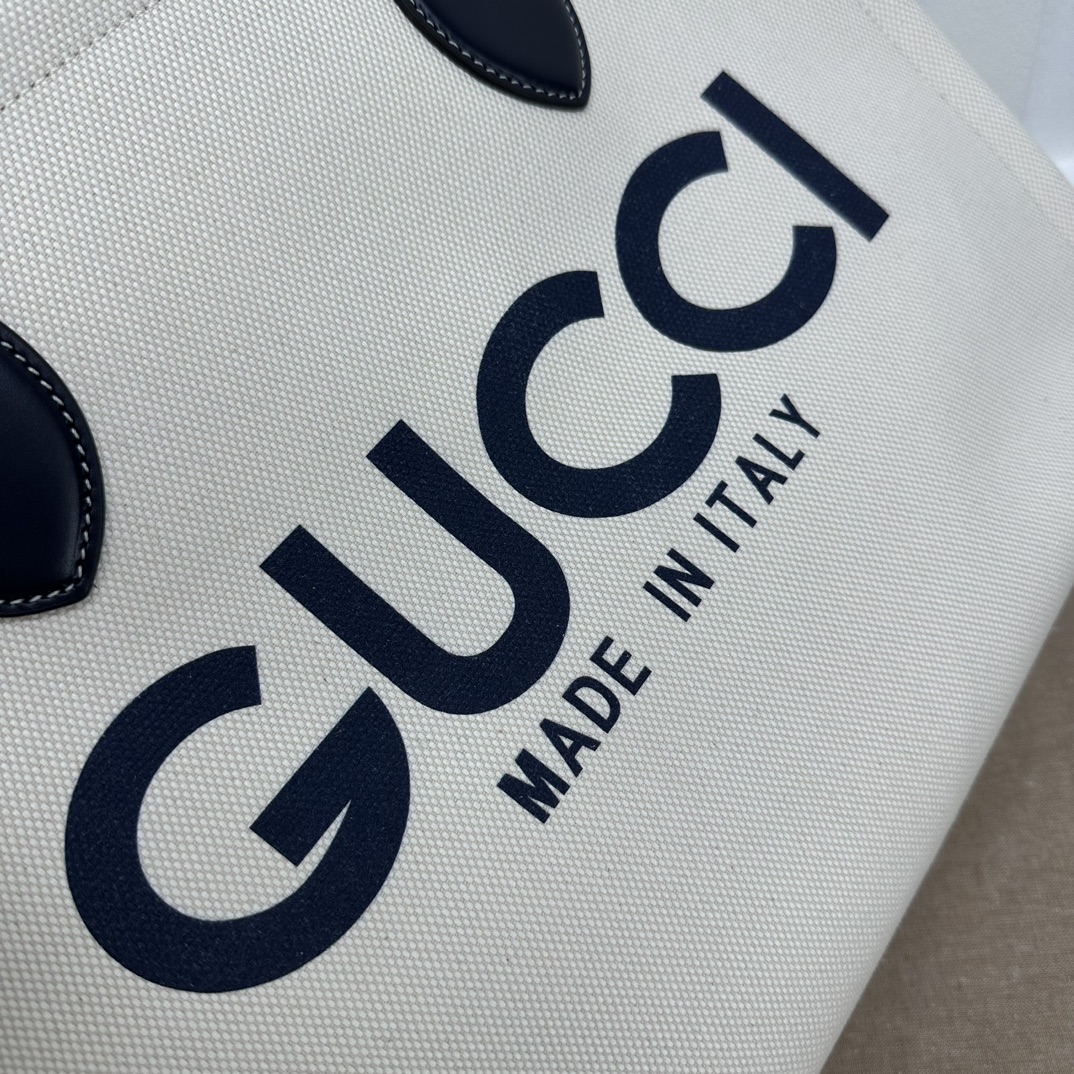 Gucci Shopping Bags